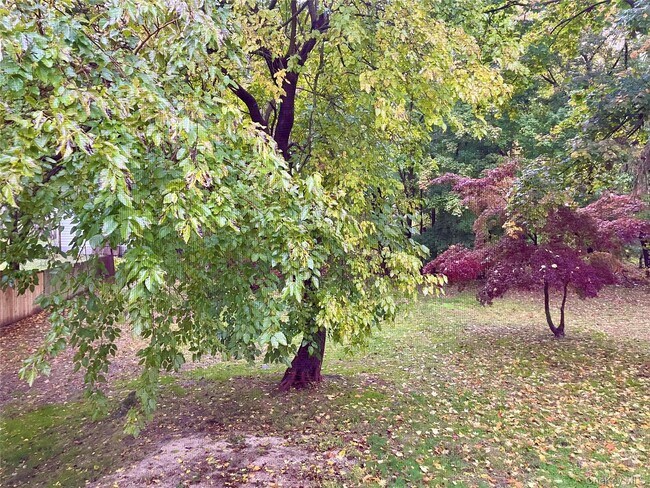 Building Photo - 90 Innis Ave