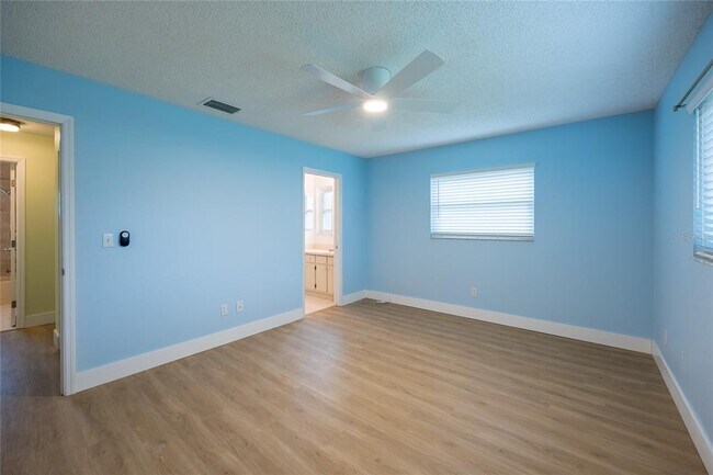 Building Photo - 119 Stafford Dr