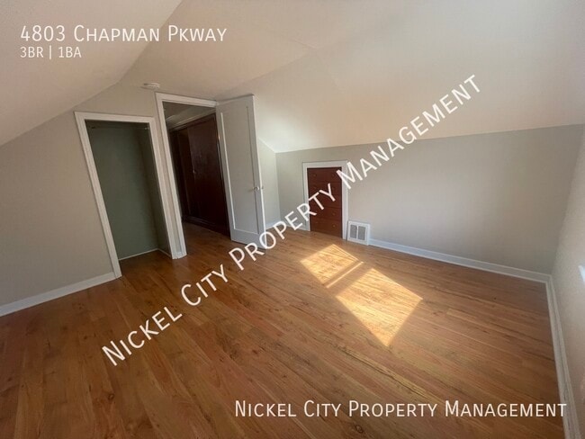 Building Photo - 4803 Chapman Pkwy
