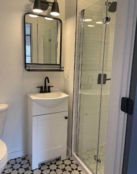 Building Photo - 1108 S Orchard St