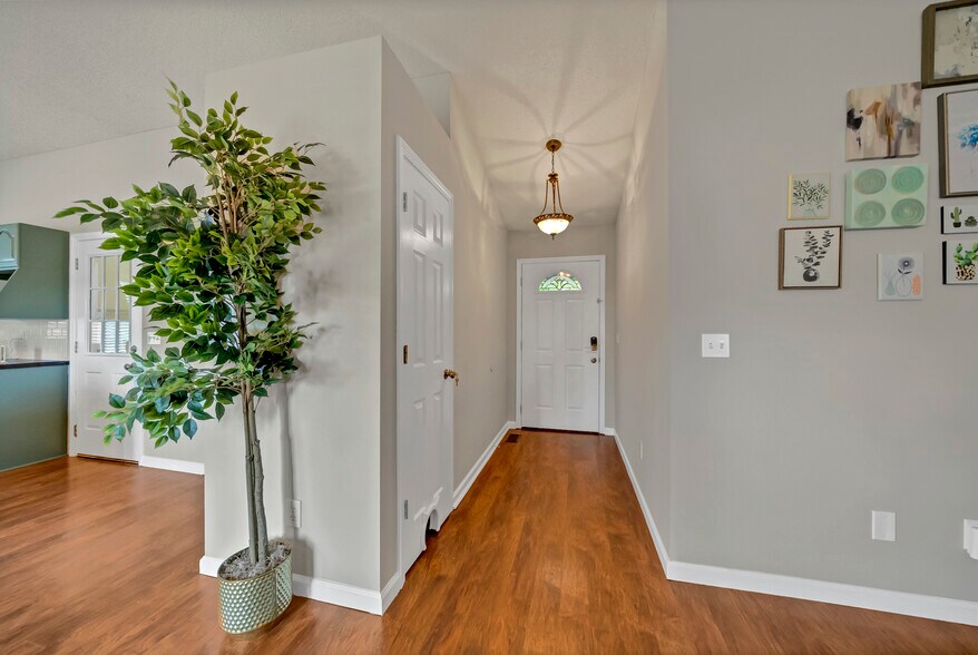 Building Photo - 345 Firebridge Dr