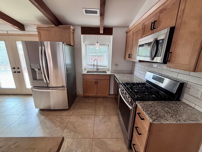 Building Photo - 50 Horse Canyon Dr