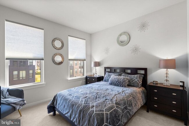 Building Photo - 619 Glenn Lk Dr