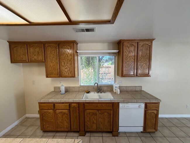 Building Photo - 5800 Potenza Ln