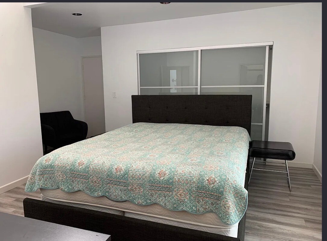 Building Photo - 4807 Beck Ave