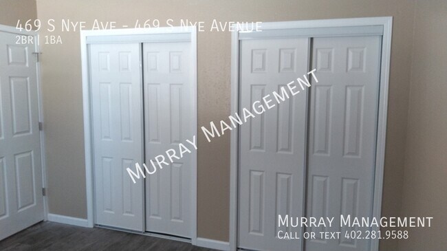 Building Photo - 469 S Nye Ave