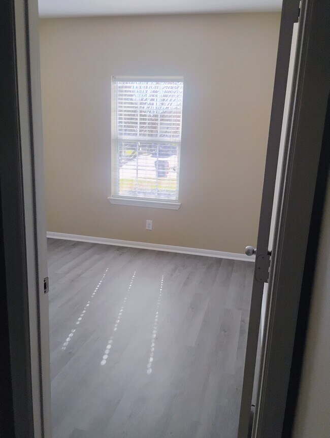 Building Photo - 10838 Harston Dr