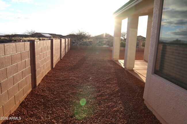 Building Photo - 1696 Tenen Pass Dr