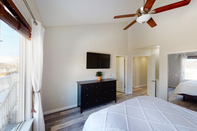 Building Photo - 15955 Golden Eye Ct