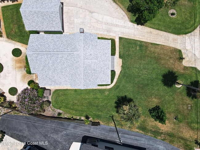 Building Photo - 2811 Indian River Dr
