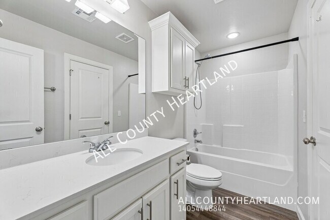 Building Photo - 12010 Rush St