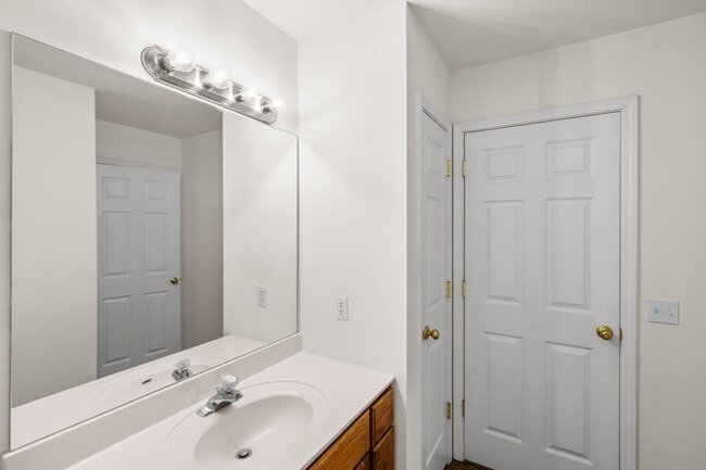 Building Photo - 1620-1622-1622 Juniper Dr