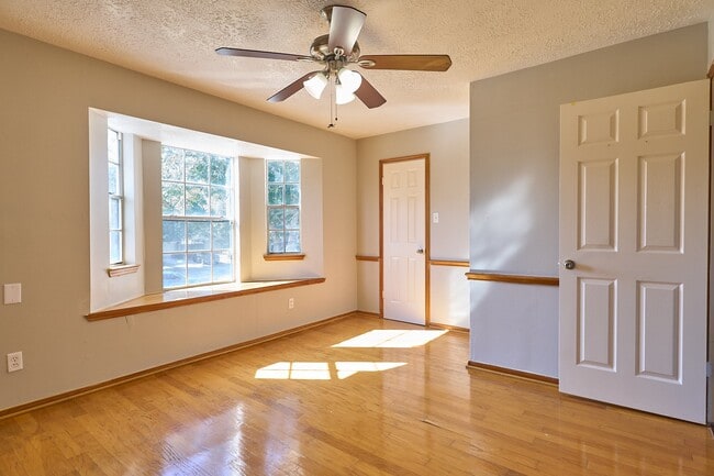 Building Photo - 219 Fort Sumter Ct