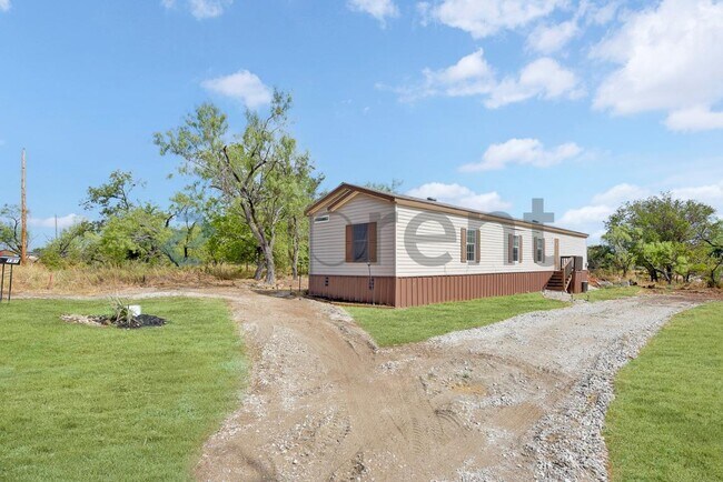 Building Photo - 181 Cheyenne Dr