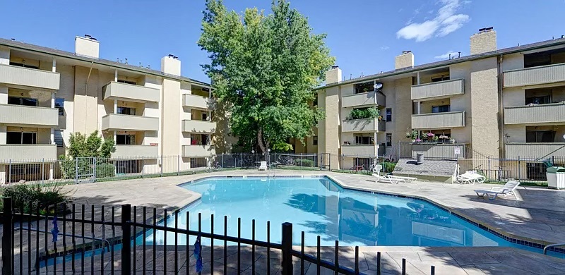 Apartment pool! - 3035 Oneal Pky
