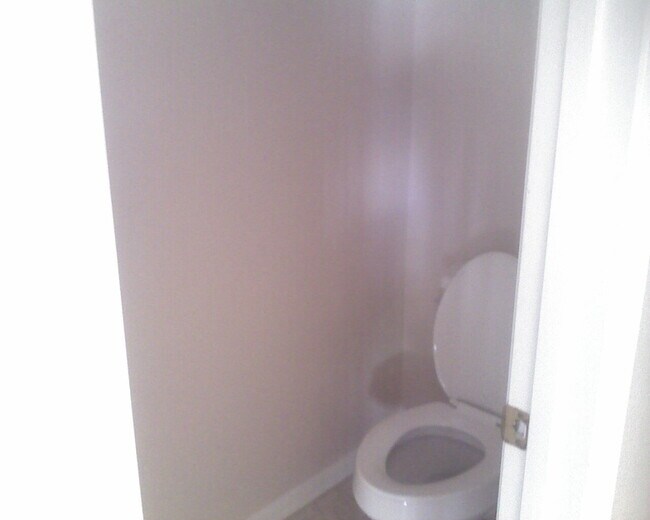 Building Photo - 2424 Cerberus Dr