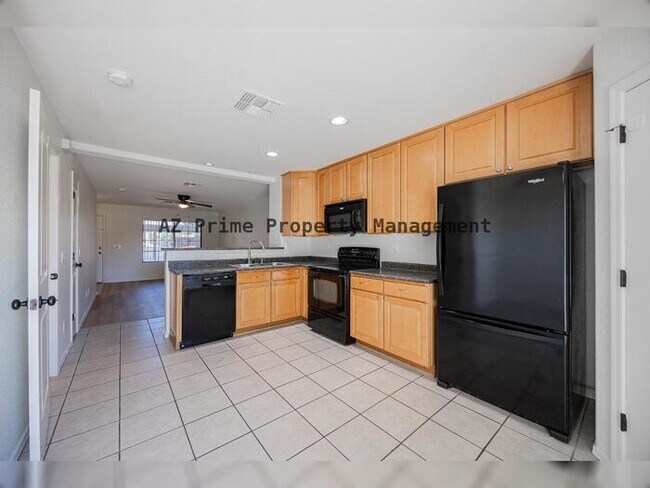 Building Photo - 7801 N 44th Dr