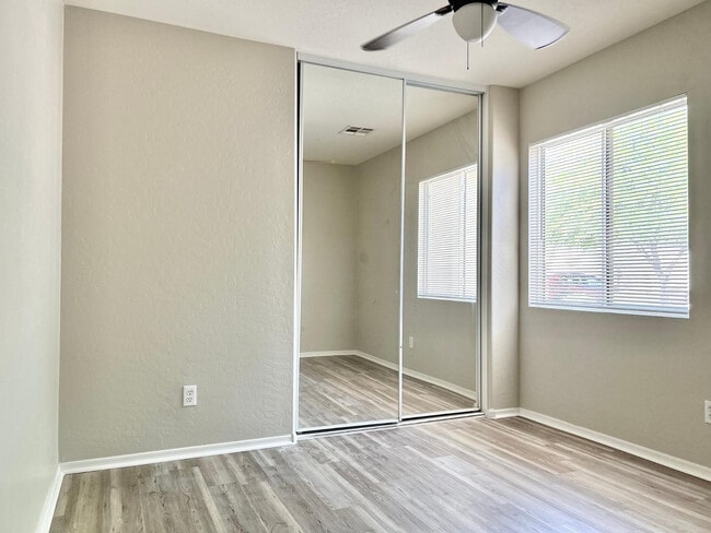 Building Photo - 2547 E San Manuel Rd