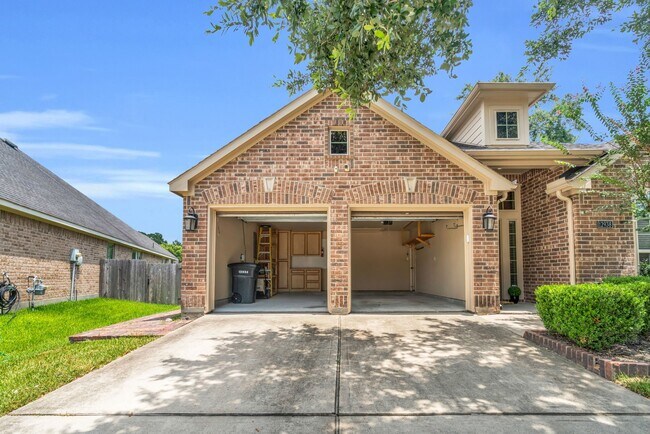 Building Photo - 12938 Buchanan Oaks Ln