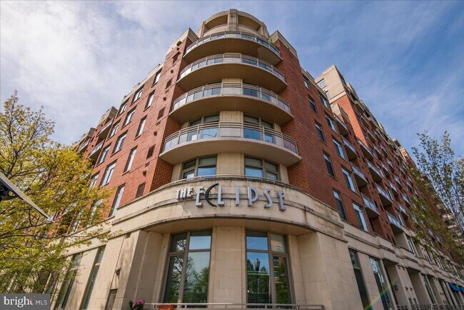 Building Photo - 3600 S Glebe Rd