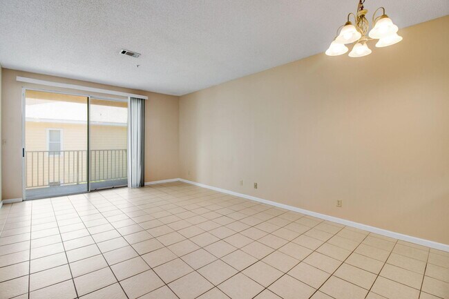 Building Photo - 200 Sandestin Ln
