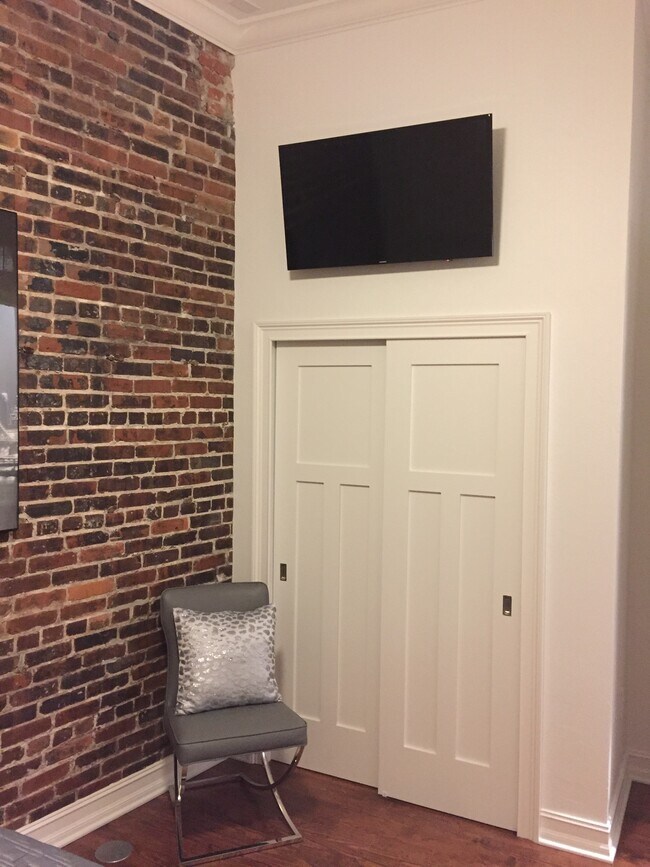 Building Photo - 2278 First St