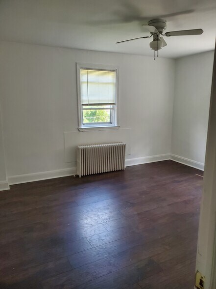 Bedroom 1 - 5633 Ready Ave