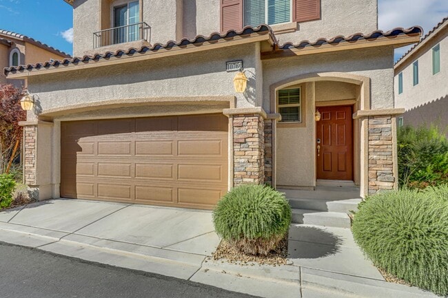 Building Photo - Beautiful 3 Bedroom home in Mountains Edge