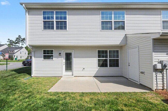 Building Photo - 3874 Copperfield Ct