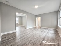 Building Photo - 373 Hazel Ave