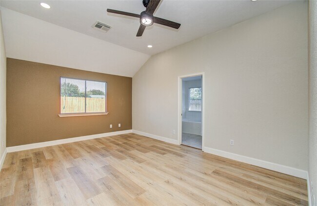 Building Photo - 12846 Sai Baba Dr