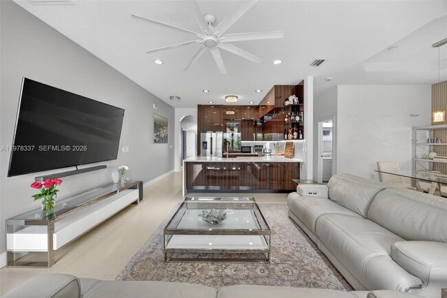 Building Photo - 14541 SW 16th St