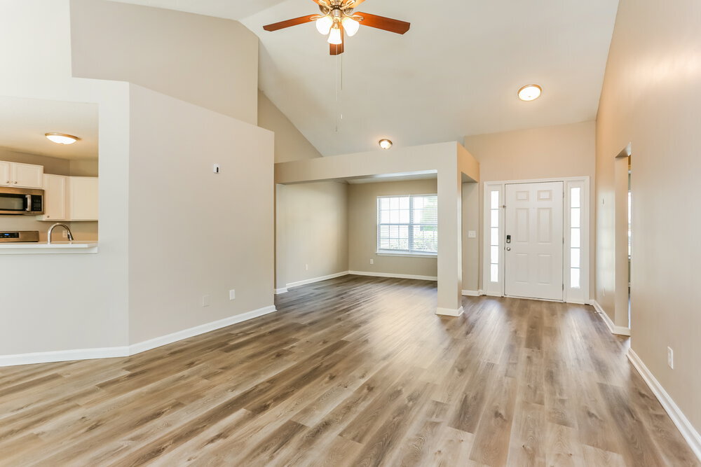 Building Photo - 5407 Sweetsprings Dr SW