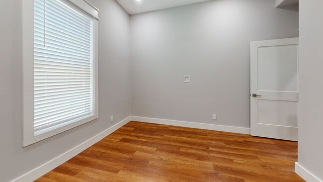 Building Photo - 1401 Forest Ave