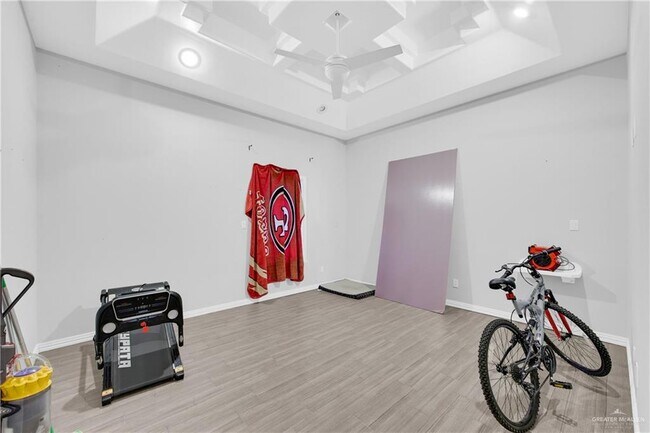 Building Photo - 20 Carpintero St