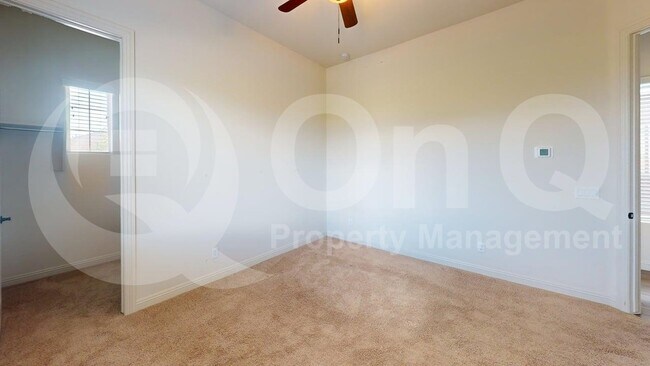 Building Photo - 2714 W Plateau Rdg Dr