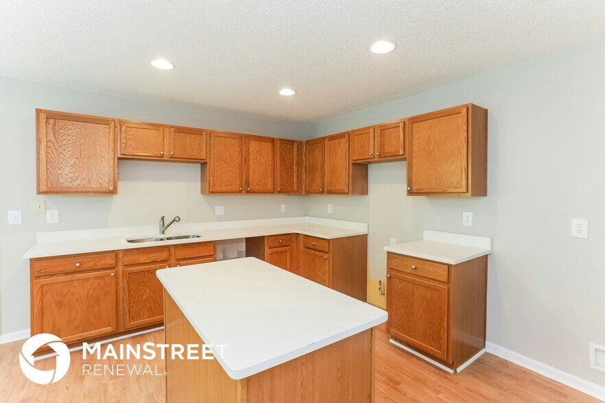 Building Photo - 3511 Devon Chase Rd