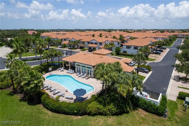 Building Photo - 15820 Portofino Springs Blvd