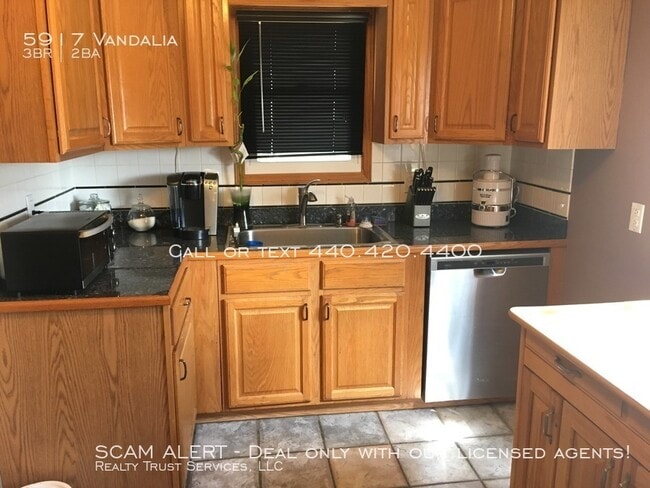 Building Photo - 5917 Vandalia Ave