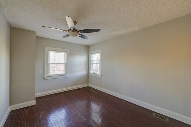 Building Photo - Modern End-Unit Townhome with Garage + Outdoor Space in SE DC