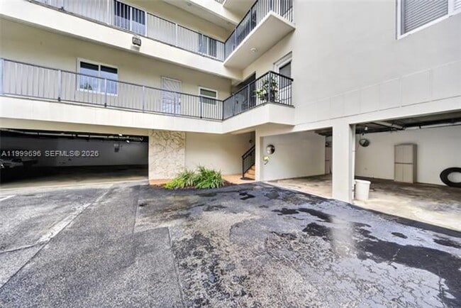 Building Photo - 6815 Edgewater Dr