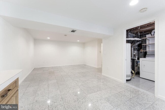 Building Photo - 13805 Fulmer Dr