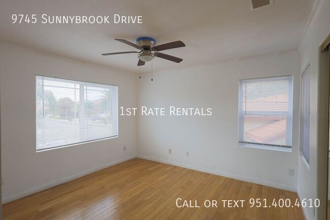 Building Photo - 9745 Sunnybrook Dr