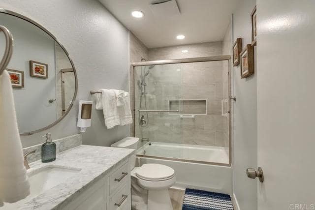 Building Photo - 4075 Johnson Dr