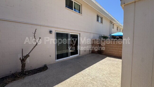 Building Photo - 8516 E McDonald Dr