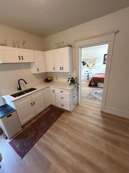 Building Photo - 254 E 700 S