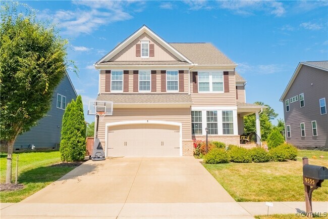 Building Photo - 9535 Thornecrest Dr