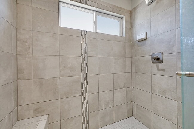 Building Photo - $1,849.00 - 3 Bed, 2.5 Bath Townhome in CO Springs with AC and In Unit Laundry!