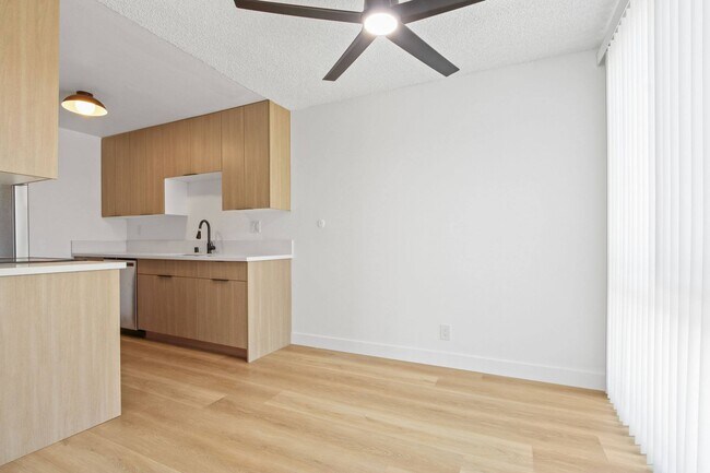 Building Photo - 5403 West 8th Street