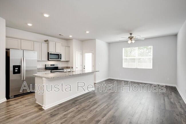 Building Photo - 3504 Firestone Dr